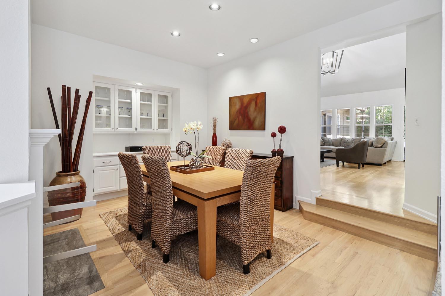 Carmichael, California, 95608, United States, 4 Bedrooms Bedrooms, ,3 BathroomsBathrooms,Residential,Active,2007341