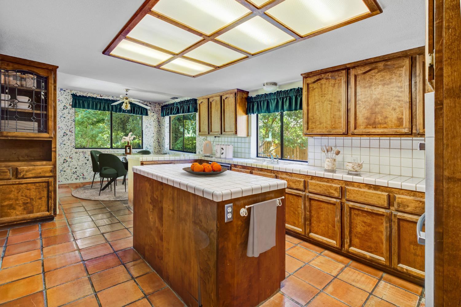 El Macero, California, 95618, United States, 3 Bedrooms Bedrooms, ,3 BathroomsBathrooms,Residential,Active,1972139