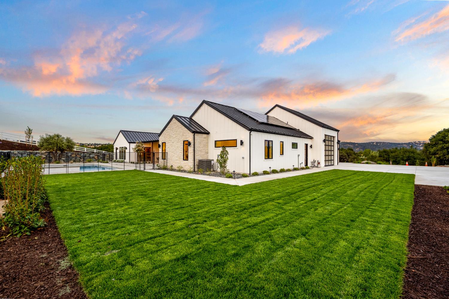 Newcastle, California, 95658, United States, 4 Bedrooms Bedrooms, ,6 BathroomsBathrooms,Residential,Active,1973288