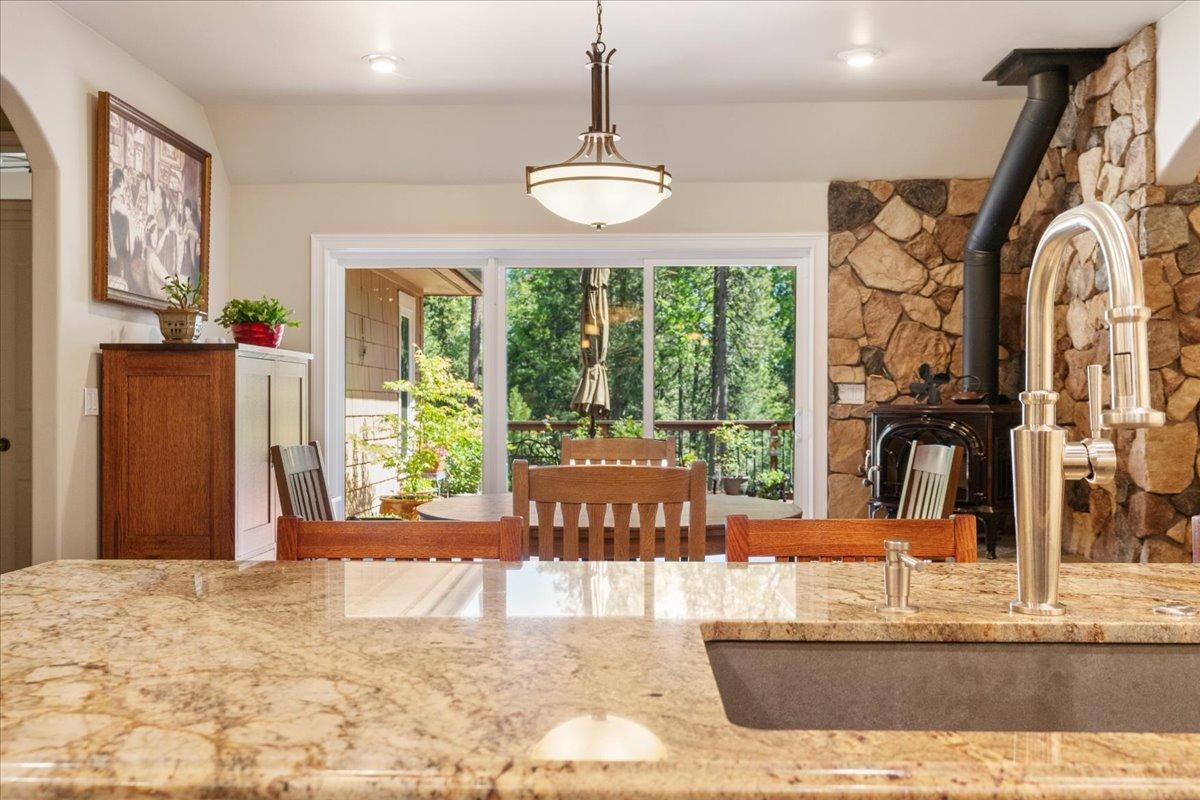 Grass Valley, California, 95945, United States, 4 Bedrooms Bedrooms, ,4 BathroomsBathrooms,Residential,Active,1798051