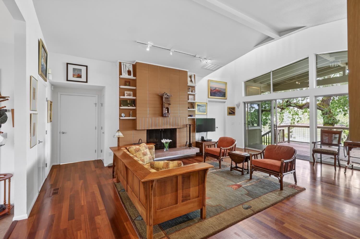 Sacramento, California, 95837, United States, 3 Bedrooms Bedrooms, ,2 BathroomsBathrooms,Residential,Active,2052080