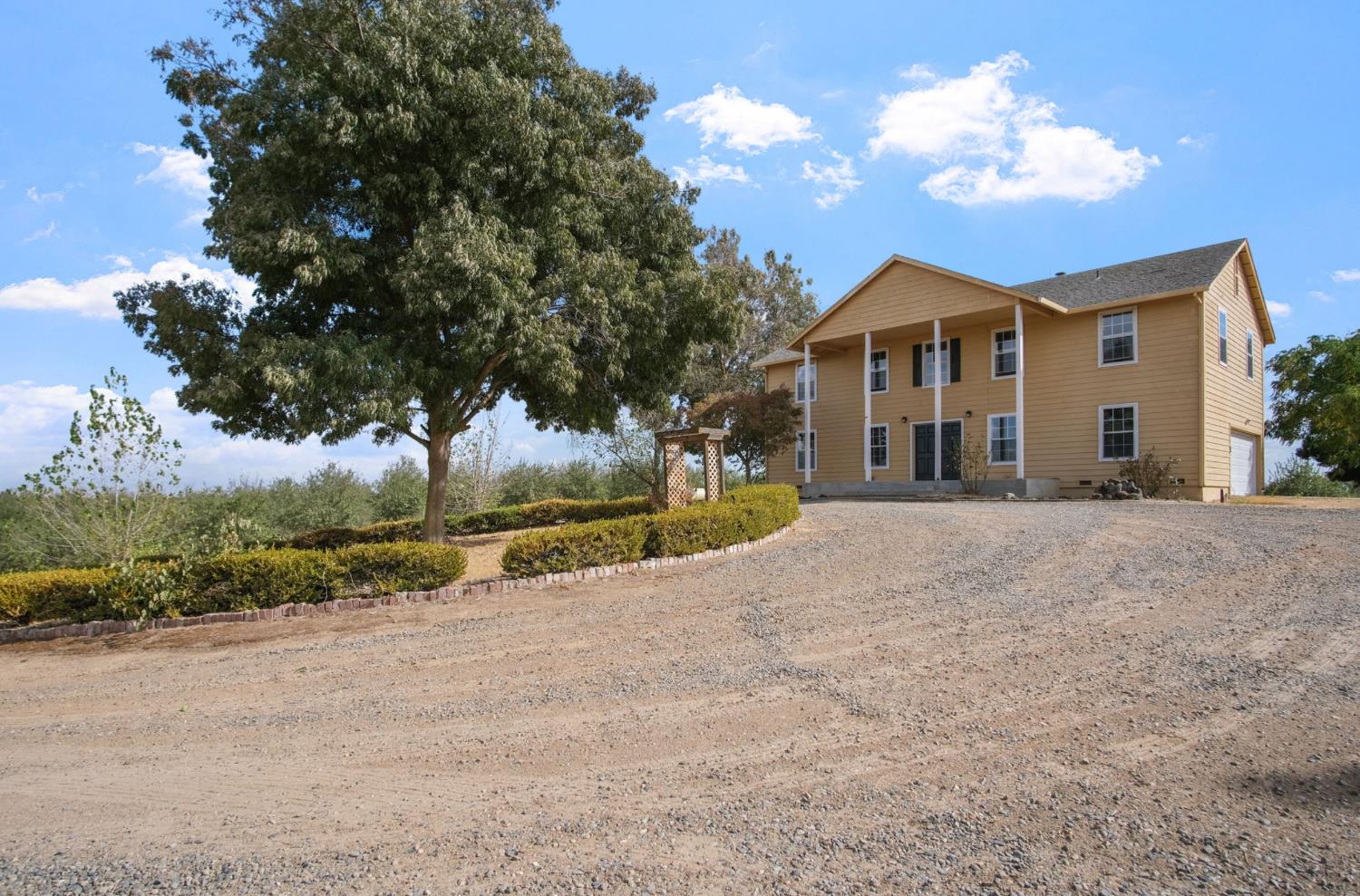 Hickman, California, 95323, United States, 4 Bedrooms Bedrooms, ,3 BathroomsBathrooms,Residential,Active,1954442