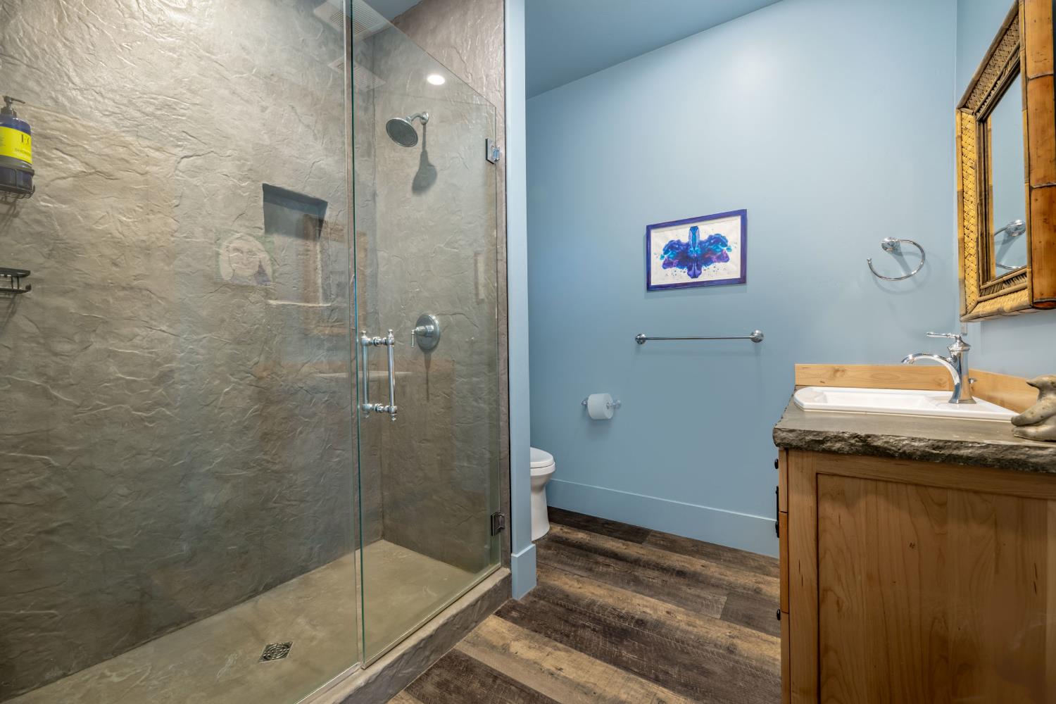 Smartsville, California, 95977, United States, 1 Bedroom Bedrooms, ,3 BathroomsBathrooms,Residential,Active,1952299