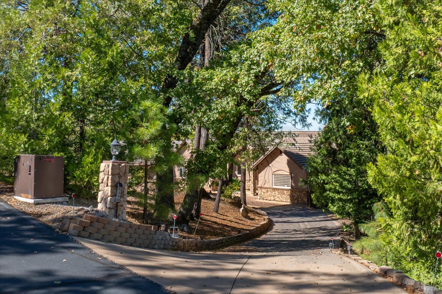 Murphys, California, 95247, United States, 4 Bedrooms Bedrooms, ,4 BathroomsBathrooms,Residential,Active,2006941