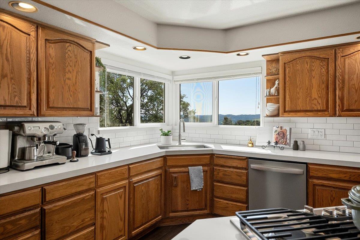 Placerville, California, 95667, United States, 4 Bedrooms Bedrooms, ,3 BathroomsBathrooms,Residential,Active,2034648