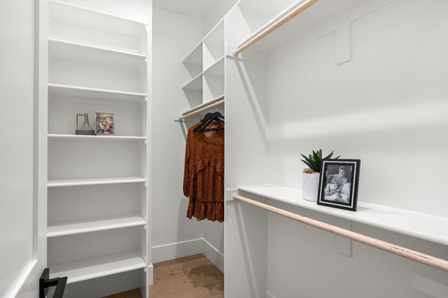 Newcastle, California, 95658, United States, 5 Bedrooms Bedrooms, ,4 BathroomsBathrooms,Residential,Active,2013165