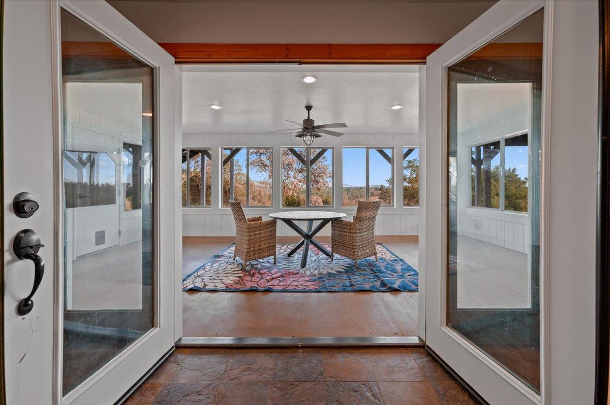 Penn Valley, California, 95946, United States, 4 Bedrooms Bedrooms, ,5 BathroomsBathrooms,Residential,Active,1941359