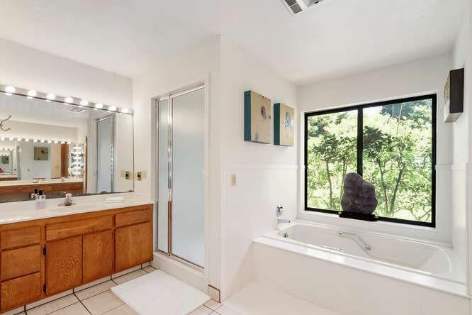 Sacramento, California, 95864, United States, 4 Bedrooms Bedrooms, ,3 BathroomsBathrooms,Residential,Active,1808144