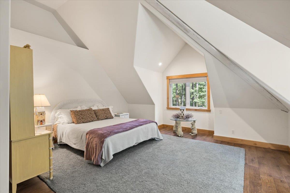 Nevada City, California, 95959, United States, 3 Bedrooms Bedrooms, ,4 BathroomsBathrooms,Residential,Active,1893237