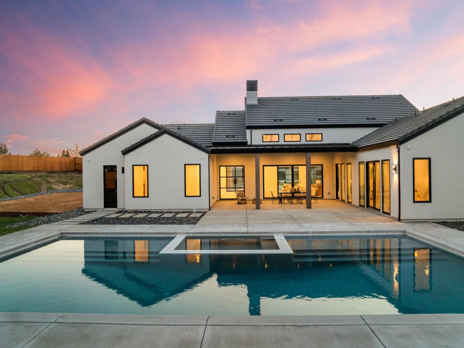 Loomis, California, 95650, United States, 4 Bedrooms Bedrooms, ,5 BathroomsBathrooms,Residential,Active,1893259