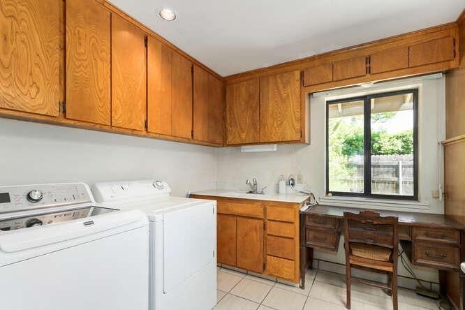 Sacramento, California, 95864, United States, 4 Bedrooms Bedrooms, ,3 BathroomsBathrooms,Residential,Active,1808144