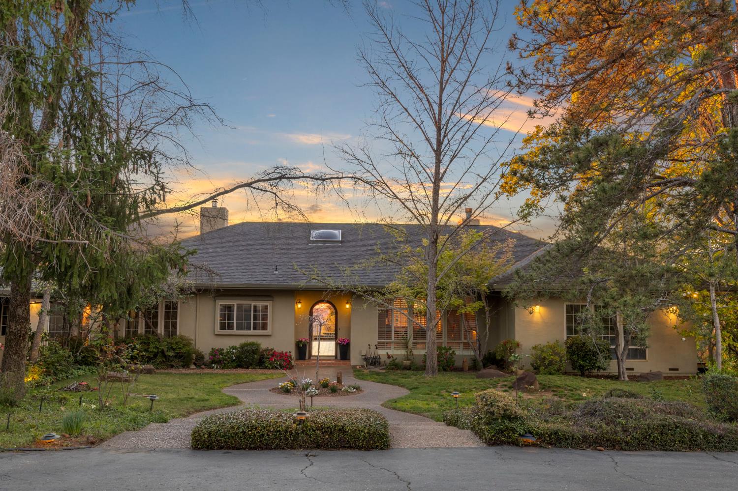 Jackson, California, 95642, United States, 2 Bedrooms Bedrooms, ,3 BathroomsBathrooms,Residential,Active,2026333