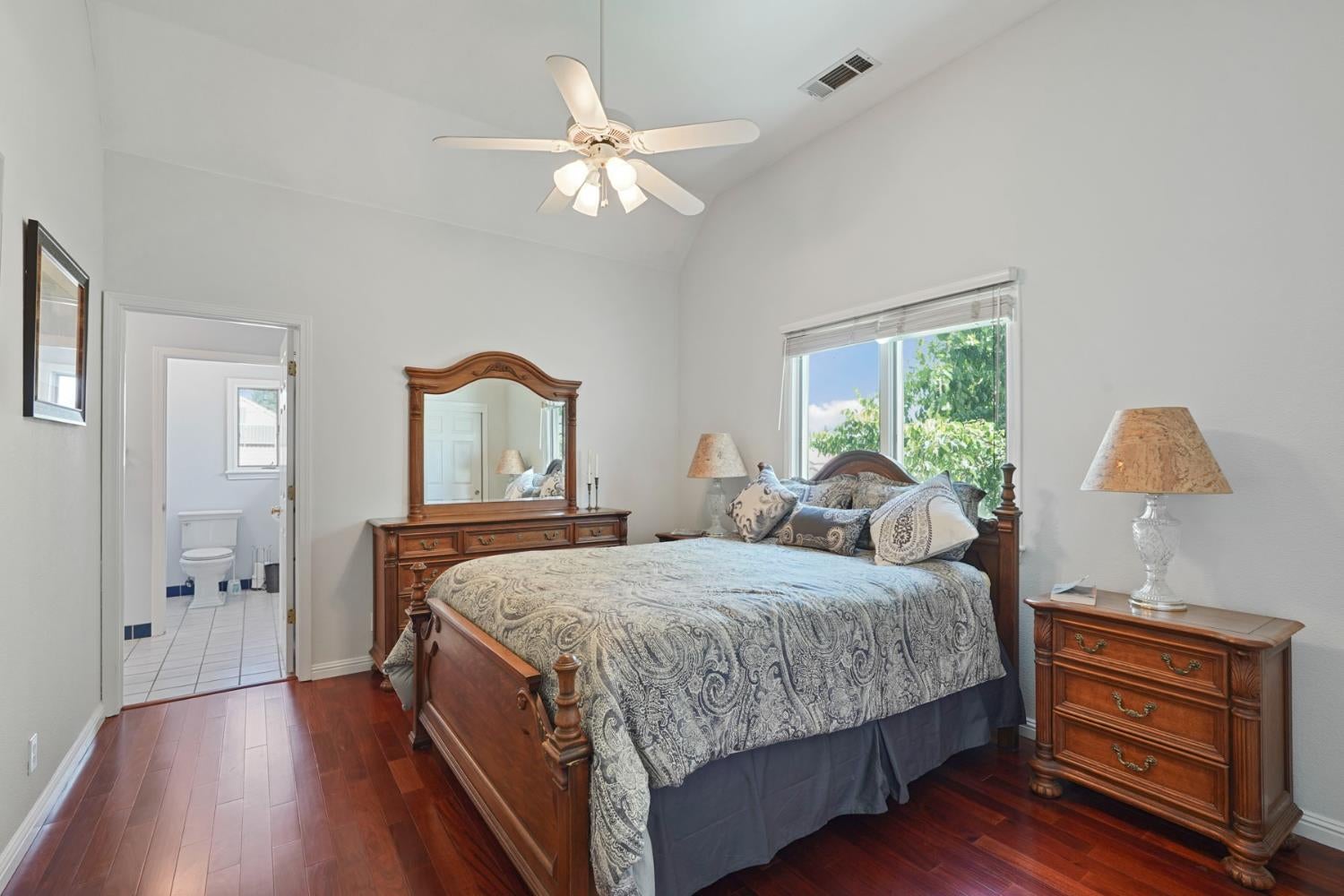 Lodi, California, 95242, United States, 4 Bedrooms Bedrooms, ,3 BathroomsBathrooms,Residential,Active,2007974