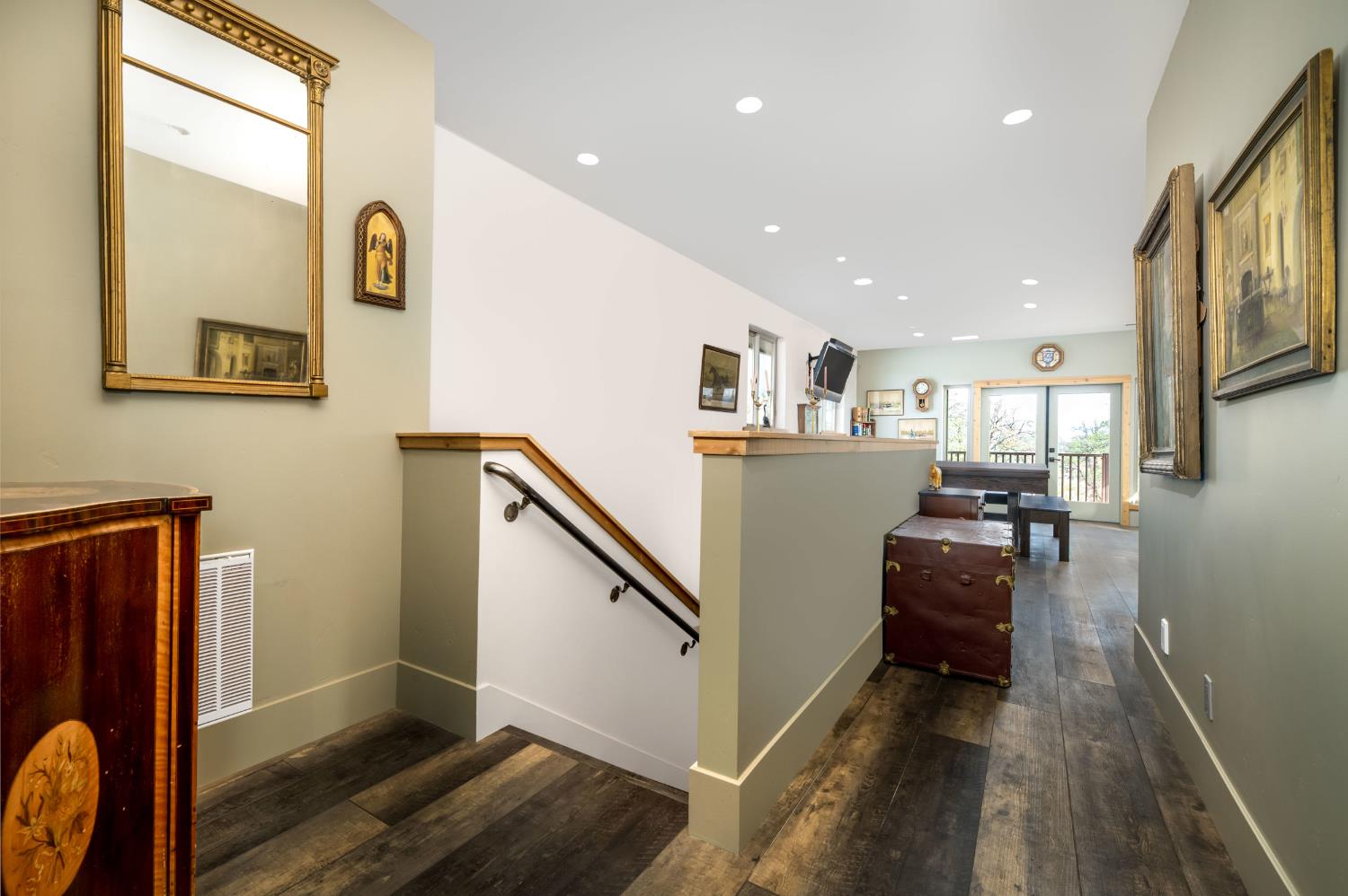 Smartsville, California, 95977, United States, 1 Bedroom Bedrooms, ,3 BathroomsBathrooms,Residential,Active,1952299