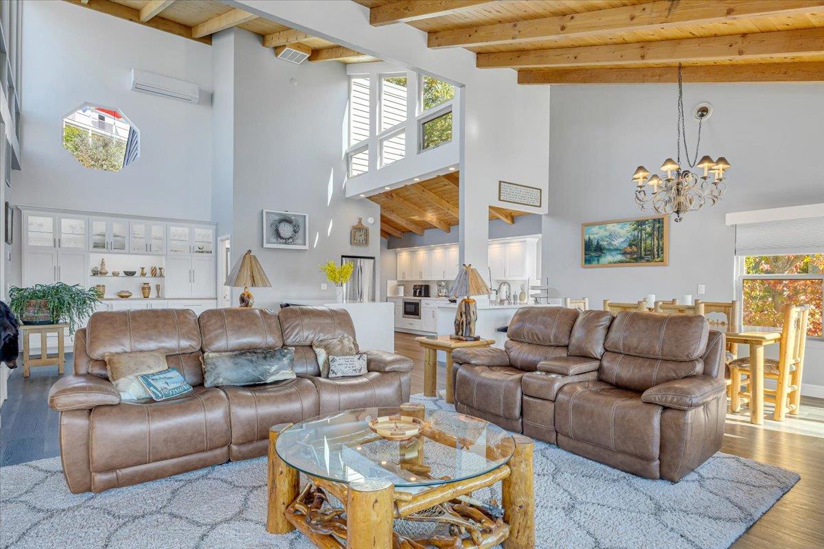 Copperopolis, California, 95228, United States, 3 Bedrooms Bedrooms, ,4 BathroomsBathrooms,Residential,Active,1969645