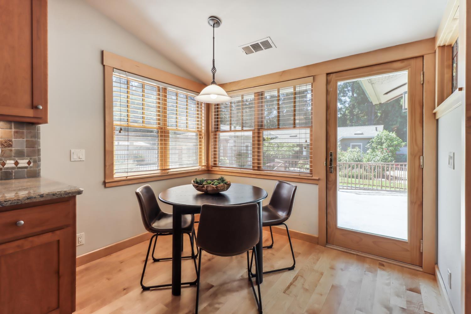 Davis, California, 95616, United States, ,5 BathroomsBathrooms,Residential,Active,1843441