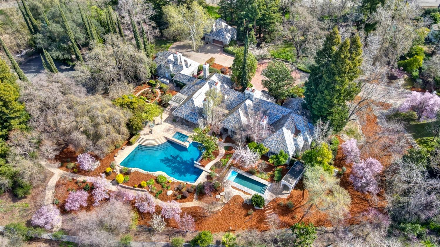 Sacramento, California, 95827, United States, 6 Bedrooms Bedrooms, ,7 BathroomsBathrooms,Residential,Active,1898041