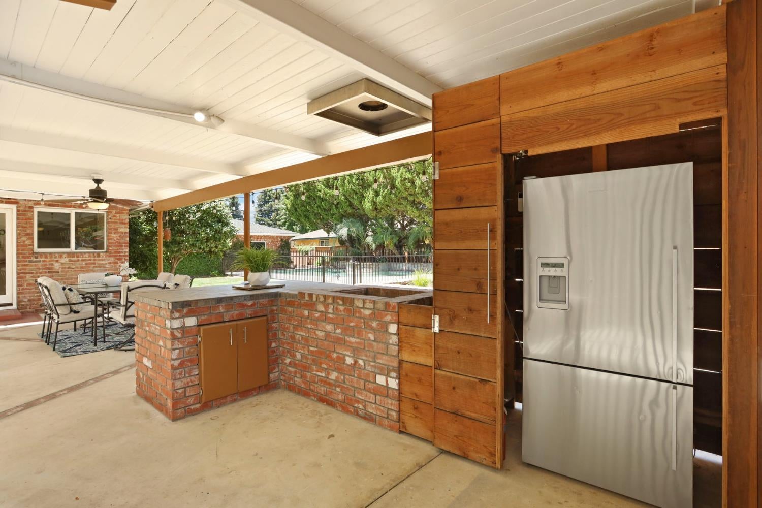 Modesto, California, 95350, United States, 4 Bedrooms Bedrooms, ,3 BathroomsBathrooms,Residential,Active,1877804