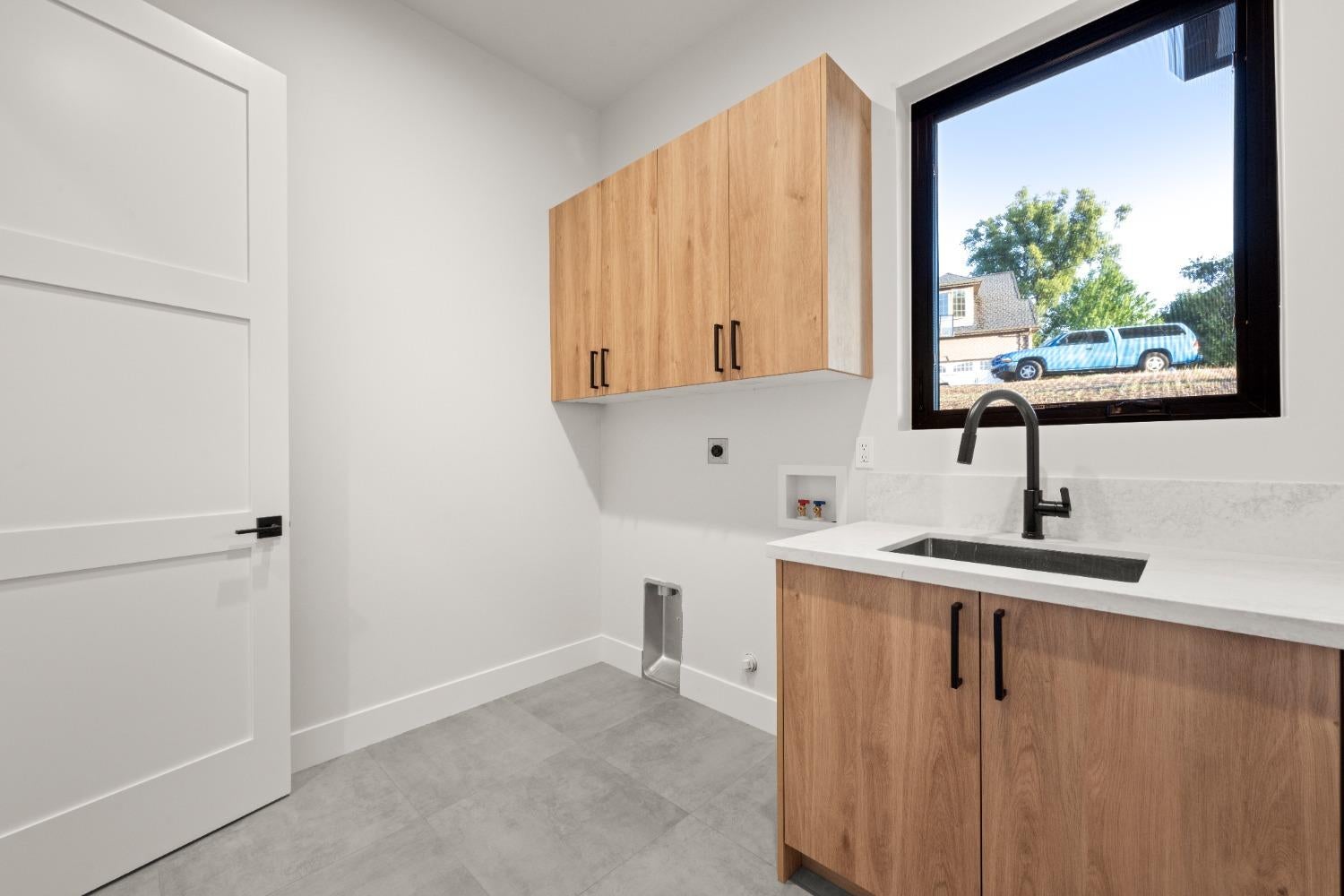 Auburn, California, 95602, United States, 4 Bedrooms Bedrooms, ,3 BathroomsBathrooms,Residential,Active,1959534