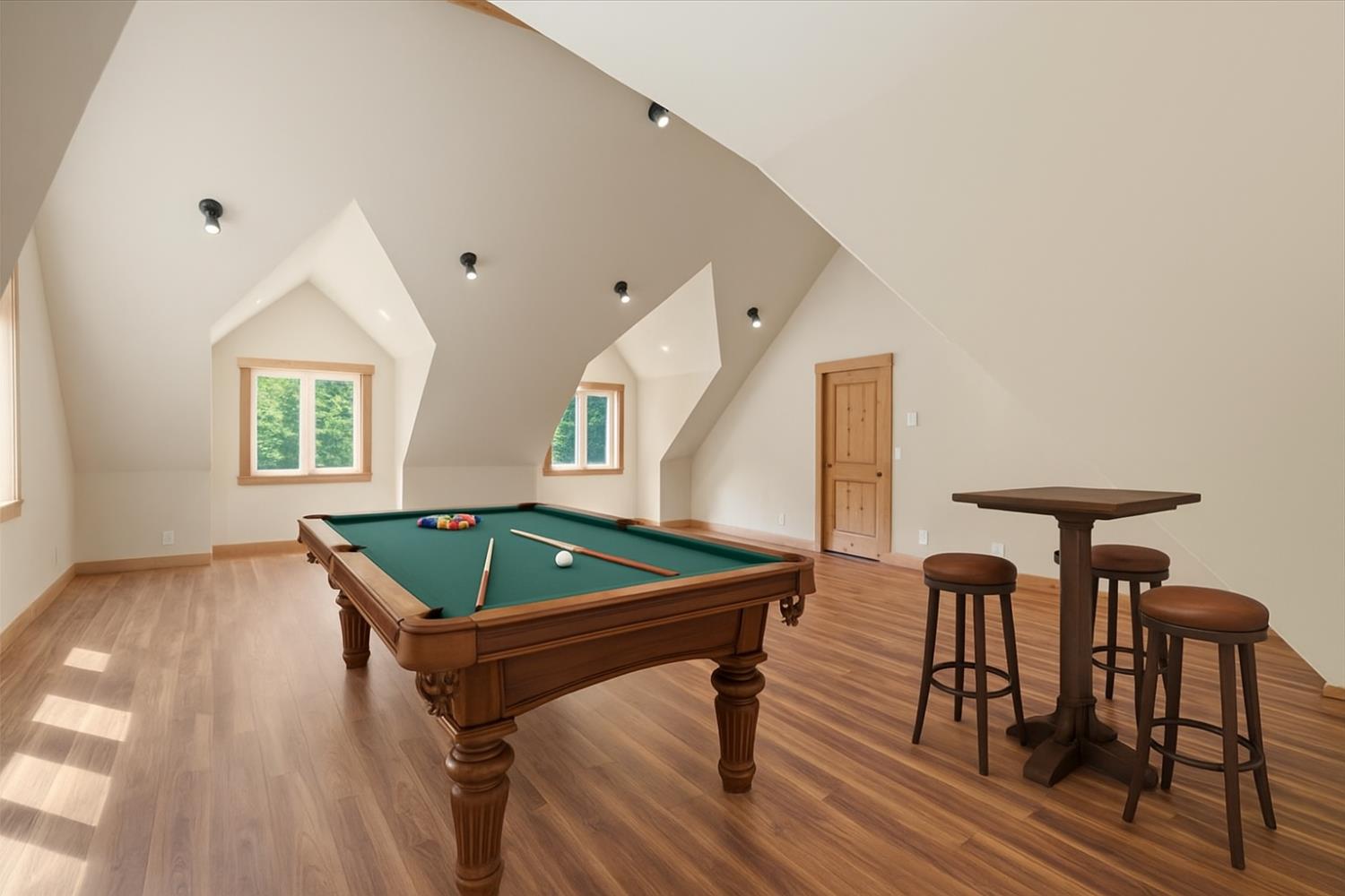 Nevada City, California, 95959, United States, 3 Bedrooms Bedrooms, ,4 BathroomsBathrooms,Residential,Active,1893237