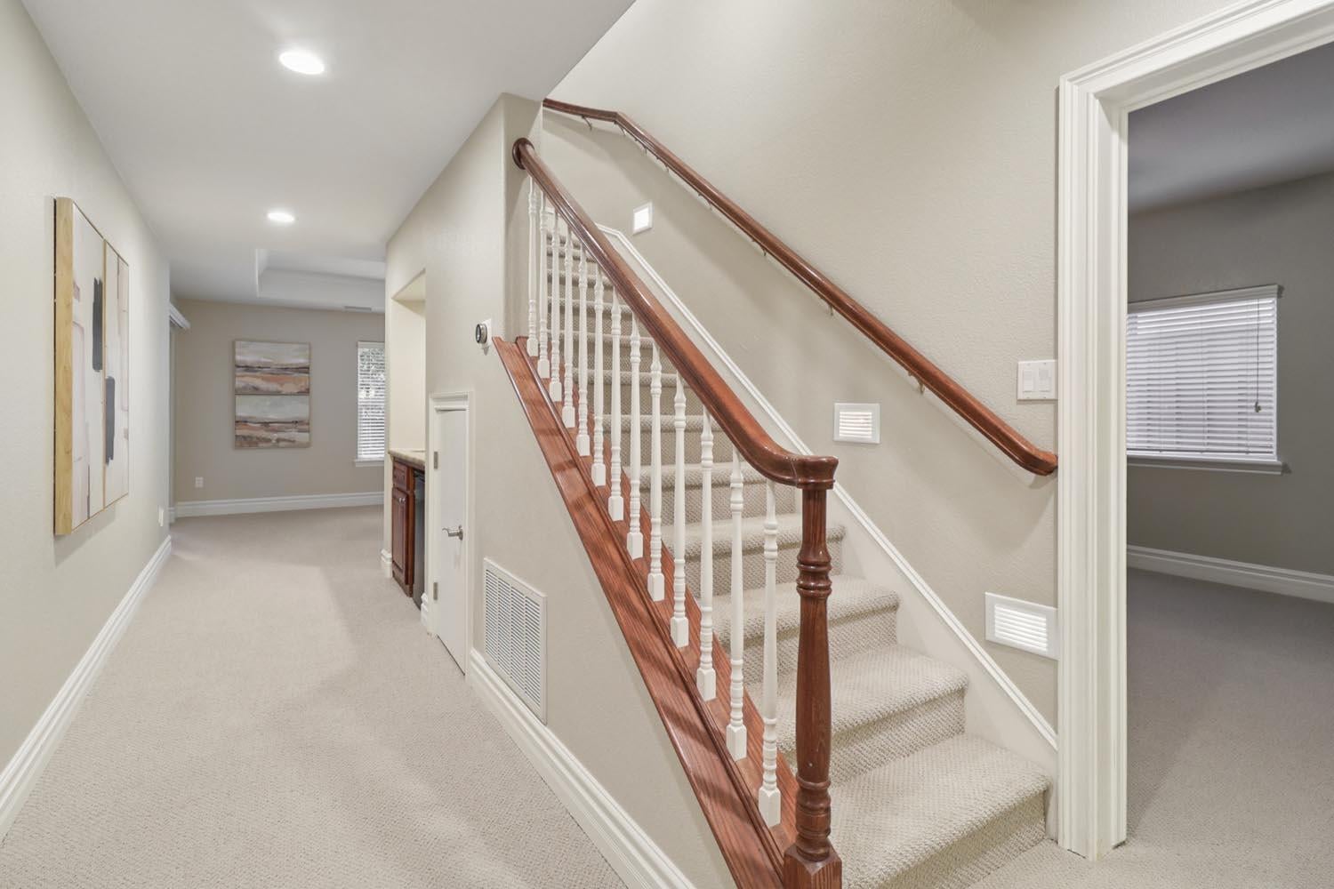 Carmichael, California, 95608, United States, 5 Bedrooms Bedrooms, ,5 BathroomsBathrooms,Residential,Active,1927677