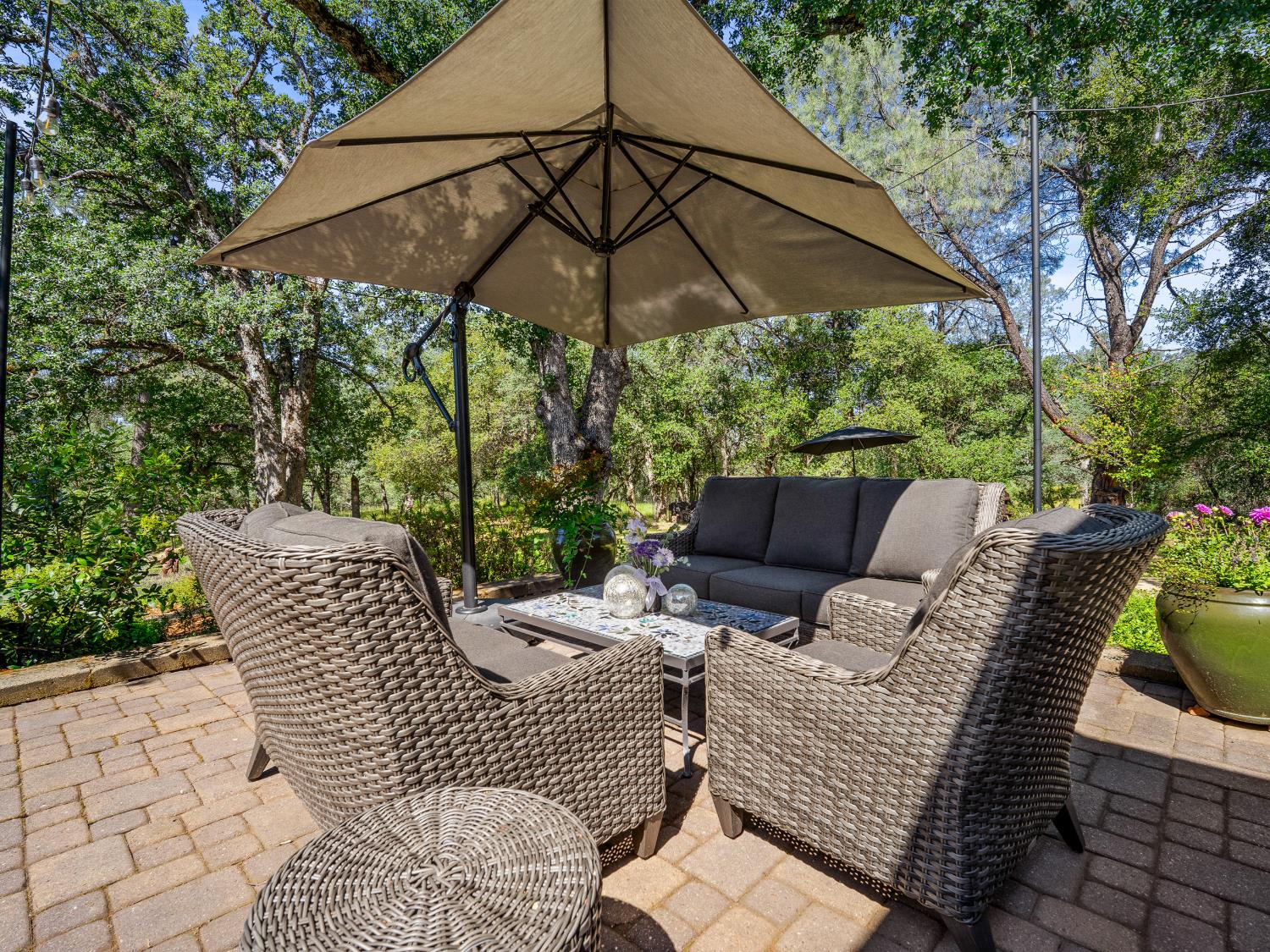 Placerville, California, 95667, United States, 3 Bedrooms Bedrooms, ,4 BathroomsBathrooms,Residential,Active,2042684