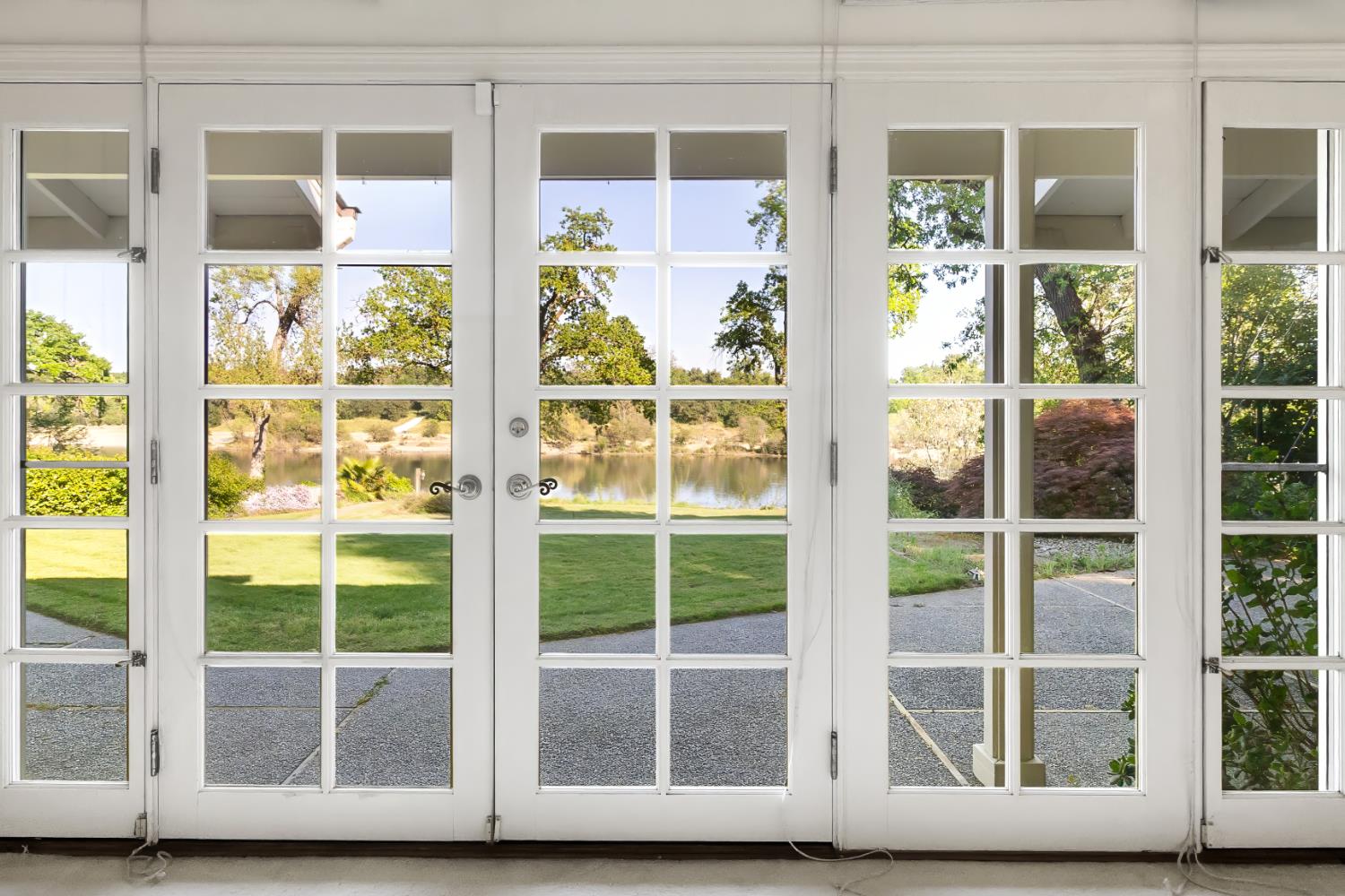 Carmichael, California, 95608, United States, 3 Bedrooms Bedrooms, ,4 BathroomsBathrooms,Residential,Active,2030586