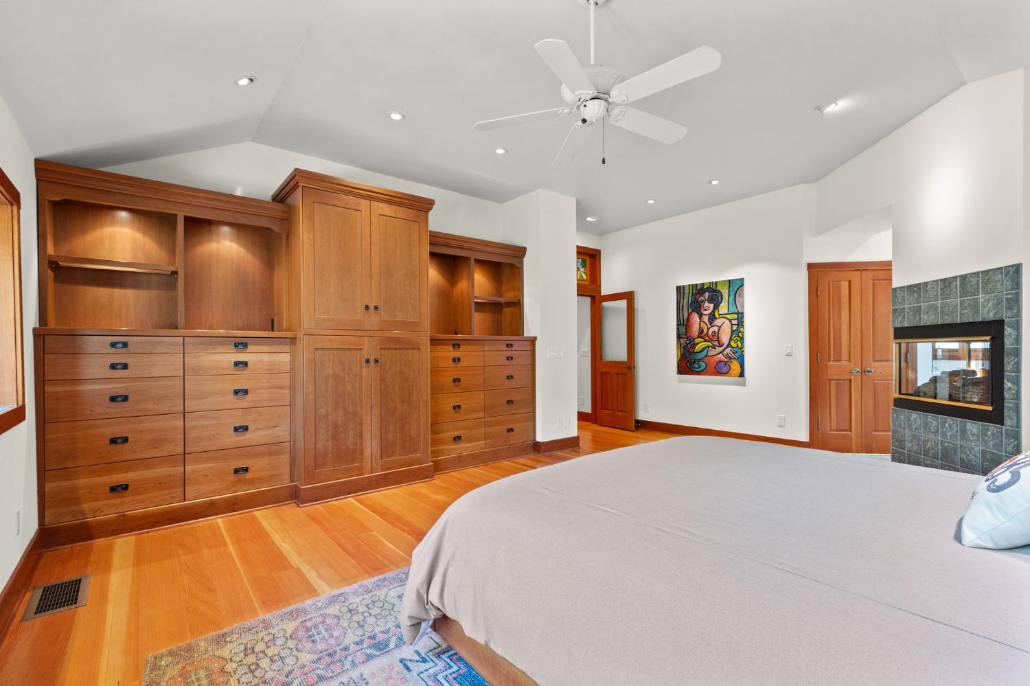 Sutter Creek, California, 95685, United States, 2 Bedrooms Bedrooms, ,4 BathroomsBathrooms,Residential,Active,2038151