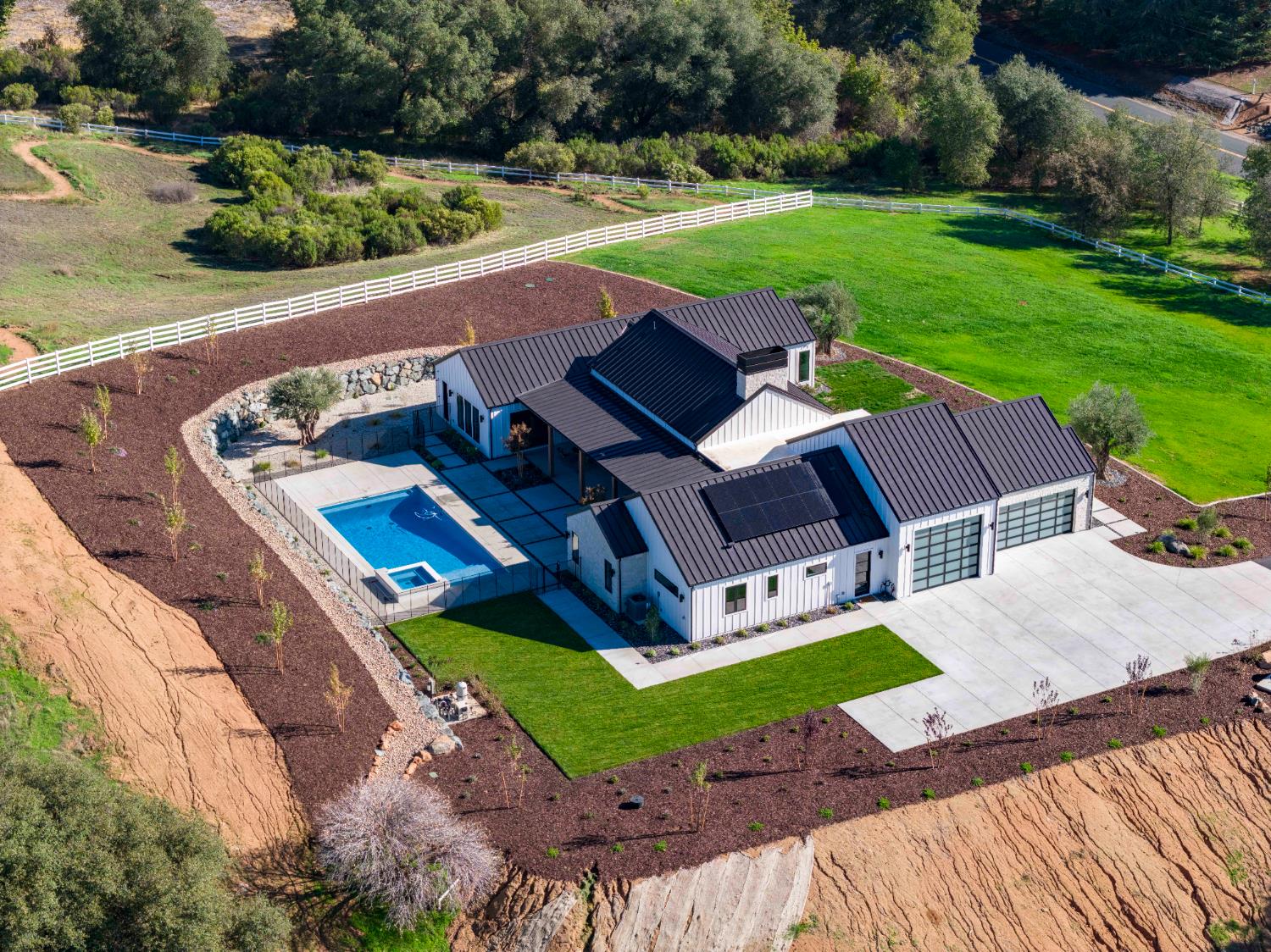 Newcastle, California, 95658, United States, 4 Bedrooms Bedrooms, ,6 BathroomsBathrooms,Residential,Active,1973288