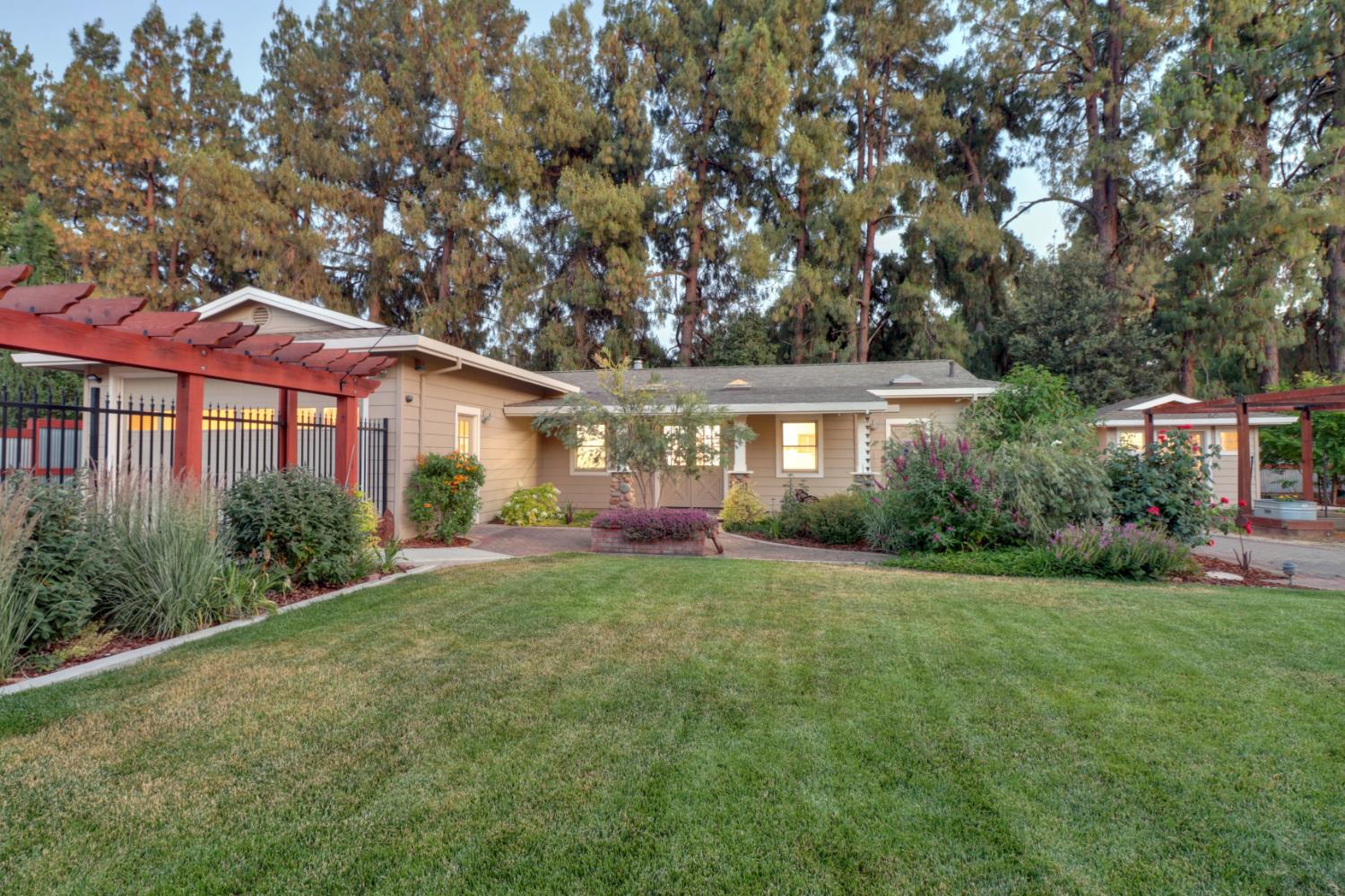 Davis, California, 95616, United States, ,5 BathroomsBathrooms,Residential,Active,1843441