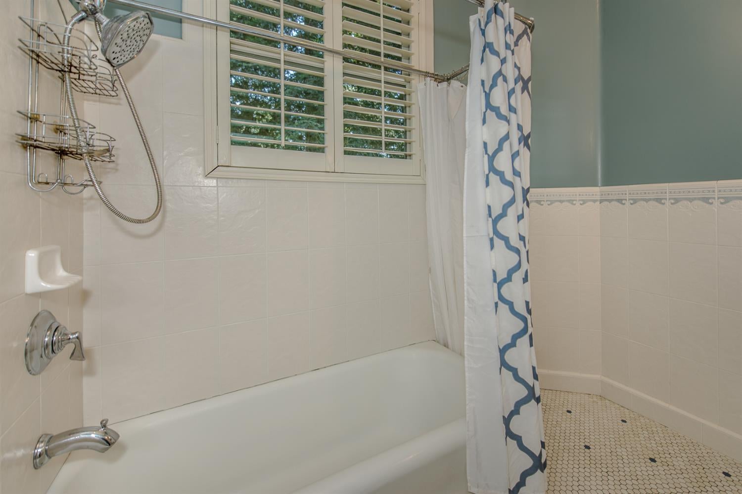 Woodland, California, 95695, United States, 5 Bedrooms Bedrooms, ,4 BathroomsBathrooms,Residential,Active,1843839