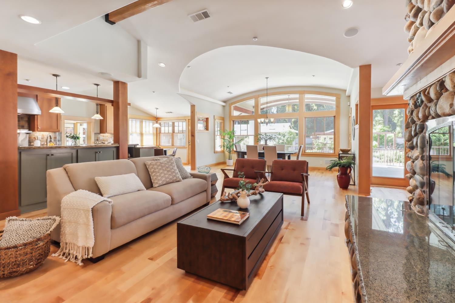 Davis, California, 95616, United States, ,5 BathroomsBathrooms,Residential,Active,1843441