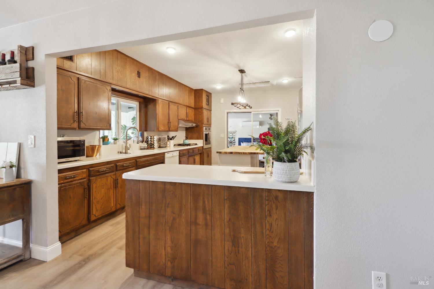 Winters, California, 95694, United States, 3 Bedrooms Bedrooms, ,2 BathroomsBathrooms,Residential,Active,1972159