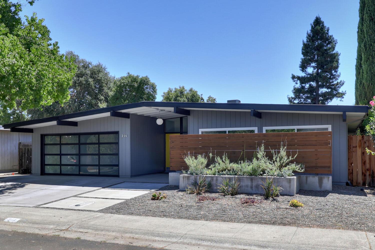 Davis, California, 95616, United States, 4 Bedrooms Bedrooms, ,3 BathroomsBathrooms,Residential,Active,1922279