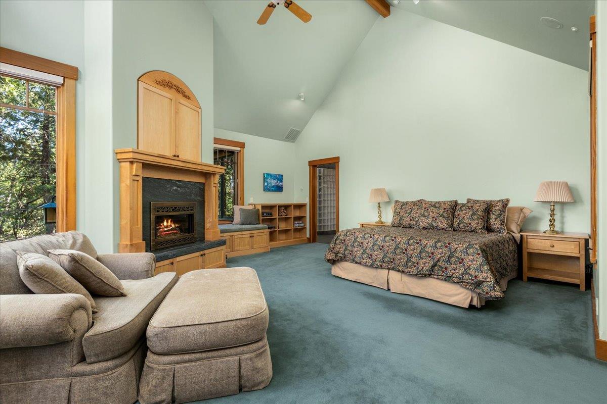 Nevada City, California, 95959, United States, 3 Bedrooms Bedrooms, ,4 BathroomsBathrooms,Residential,Active,1886804