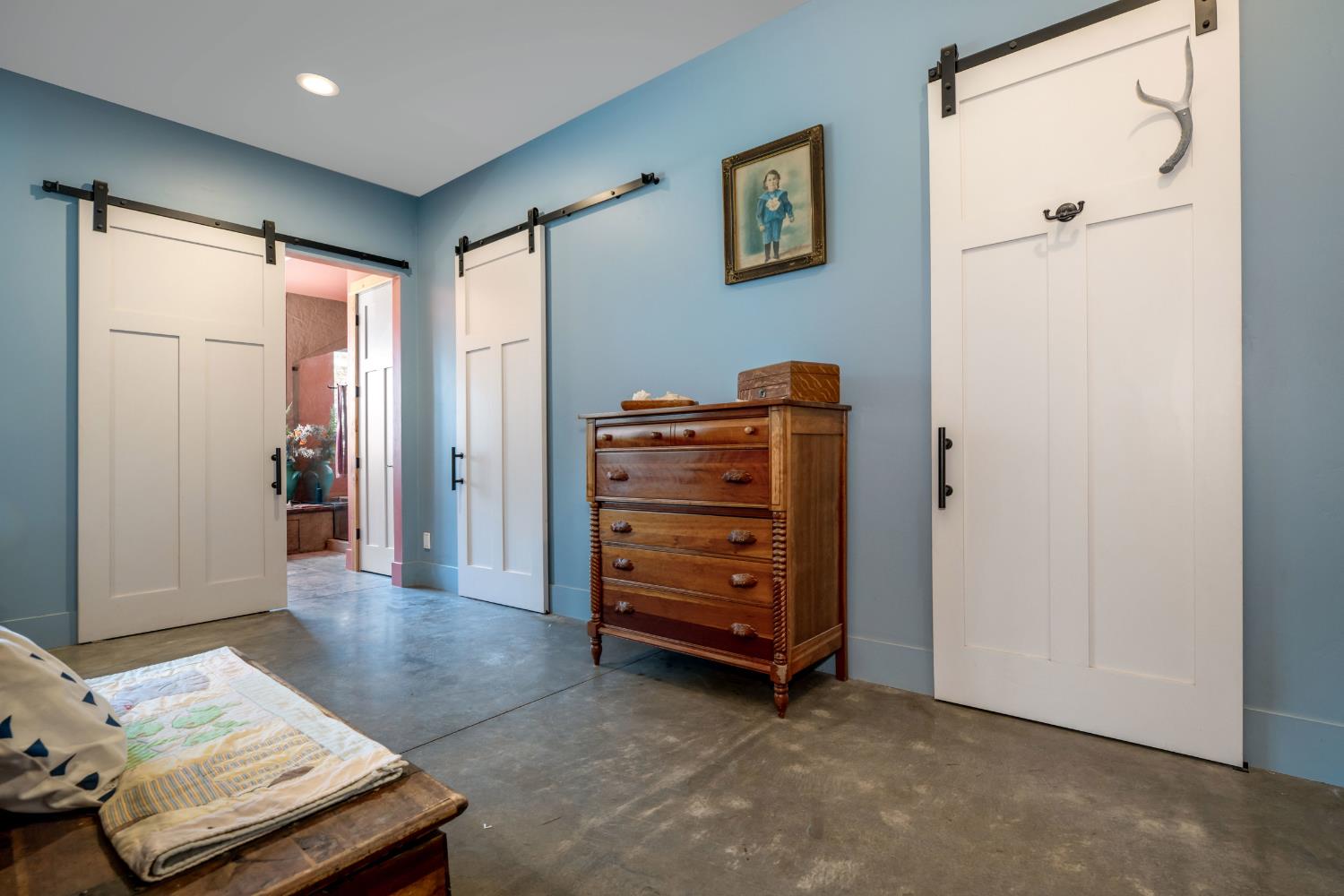 Smartsville, California, 95977, United States, 1 Bedroom Bedrooms, ,3 BathroomsBathrooms,Residential,Active,1952299