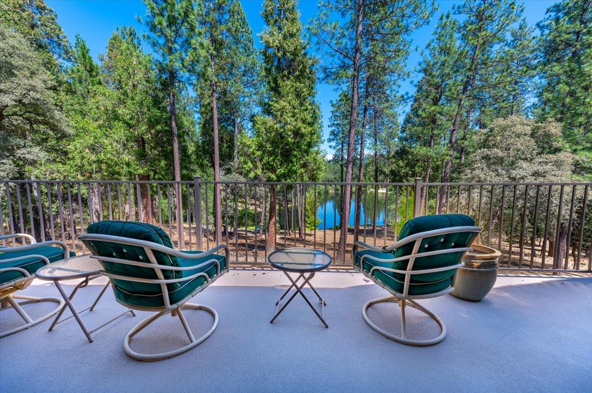 Nevada City, California, 95959, United States, 4 Bedrooms Bedrooms, ,4 BathroomsBathrooms,Residential,Active,1919076