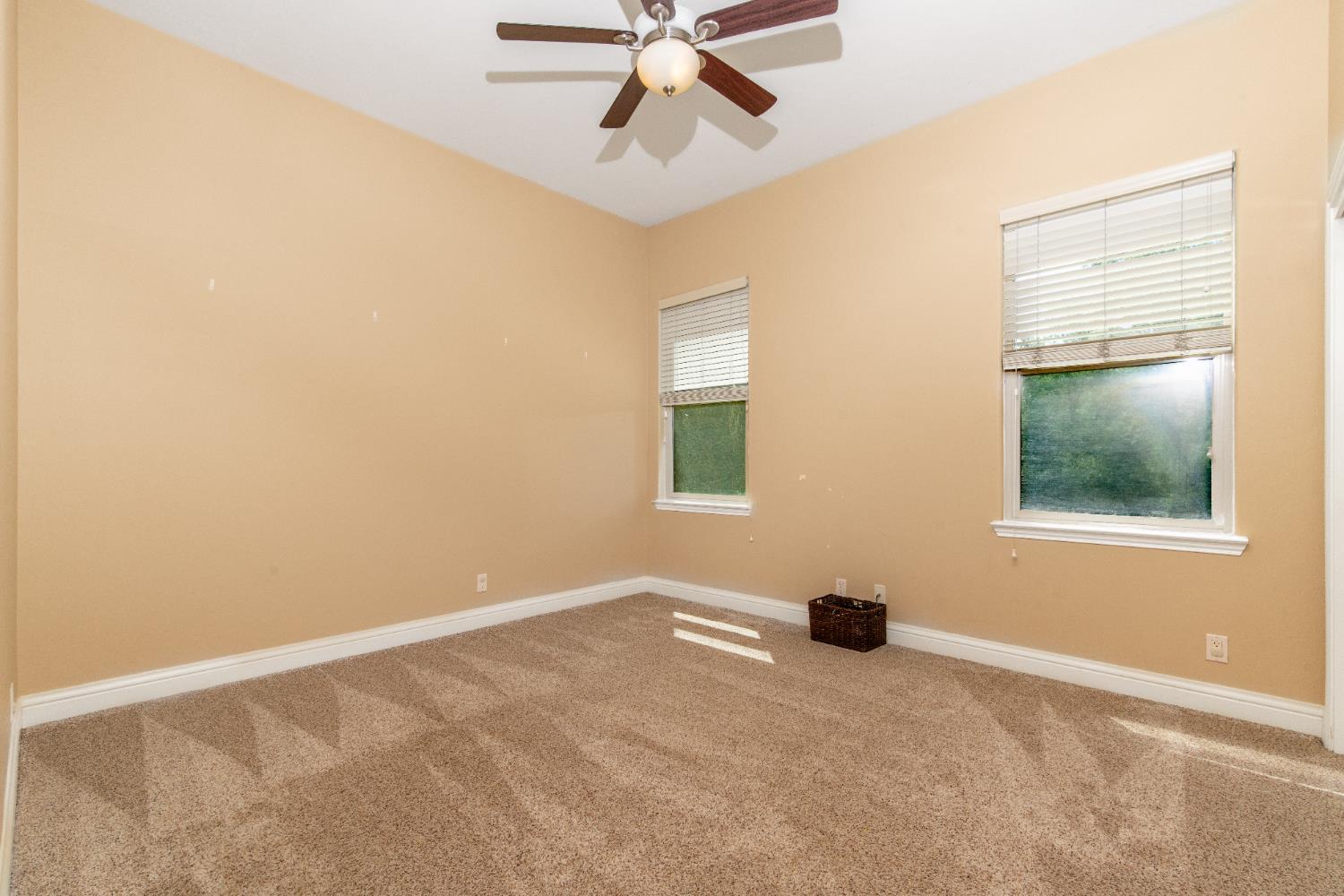 Shingle Springs, California, 95682, United States, ,4 BathroomsBathrooms,Residential,Active,1829887