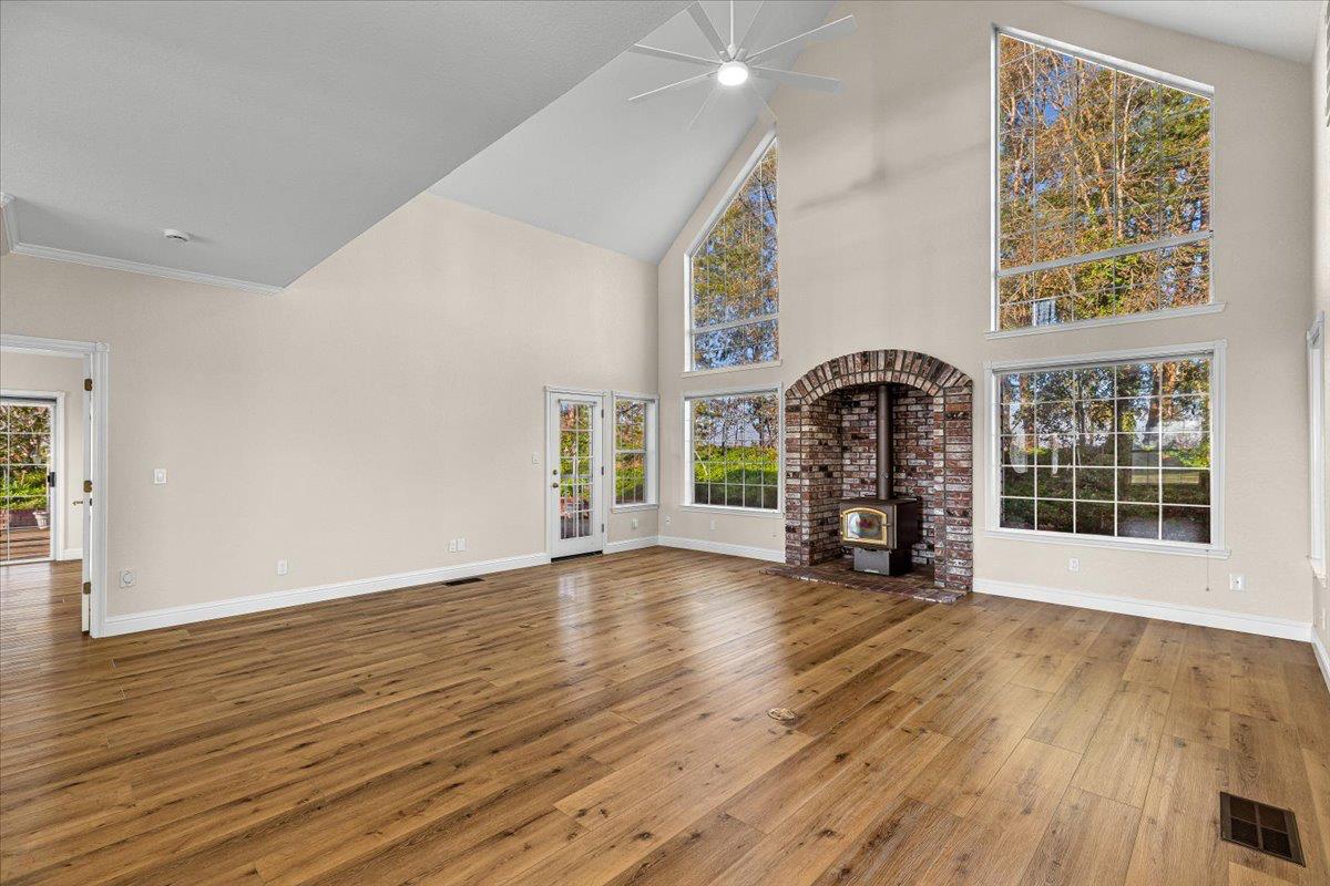 Galt, California, 95632, United States, 3 Bedrooms Bedrooms, ,3 BathroomsBathrooms,Residential,Active,2010524