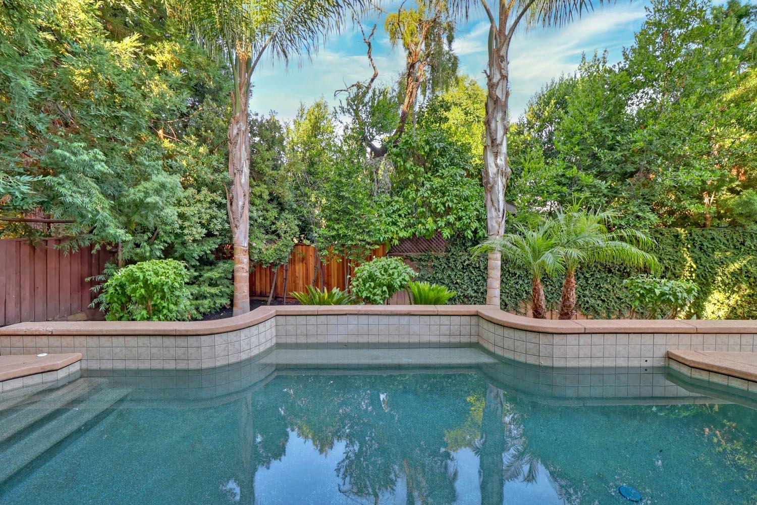 Carmichael, California, 95608, United States, 5 Bedrooms Bedrooms, ,5 BathroomsBathrooms,Residential,Active,1927677