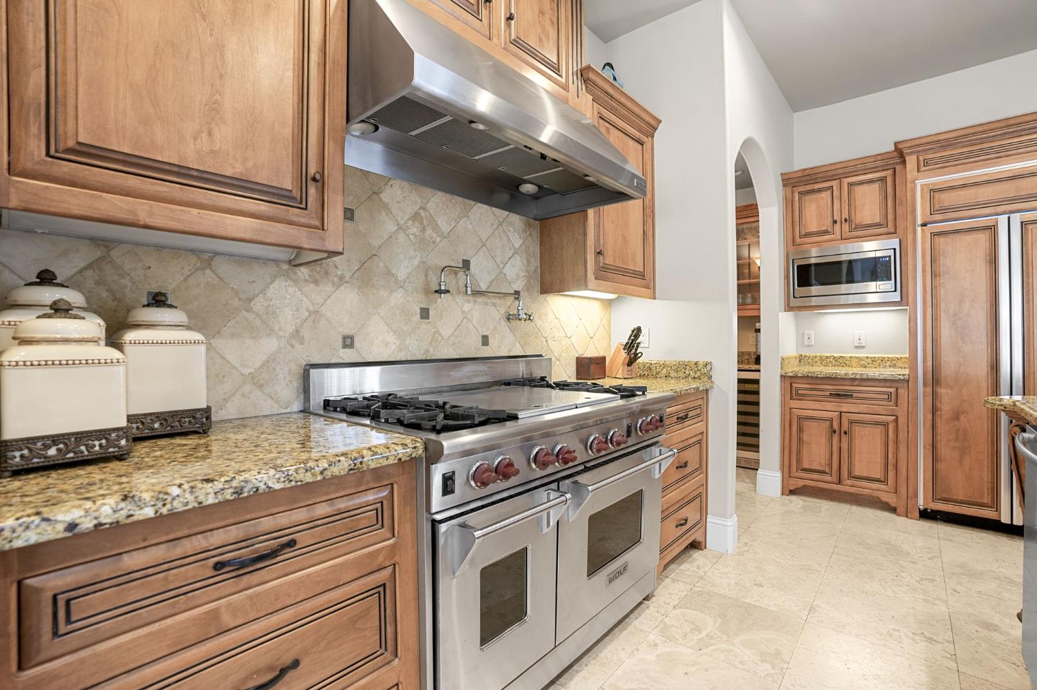 Folsom, California, 95630, United States, 4 Bedrooms Bedrooms, ,4 BathroomsBathrooms,Residential,Active,2008257