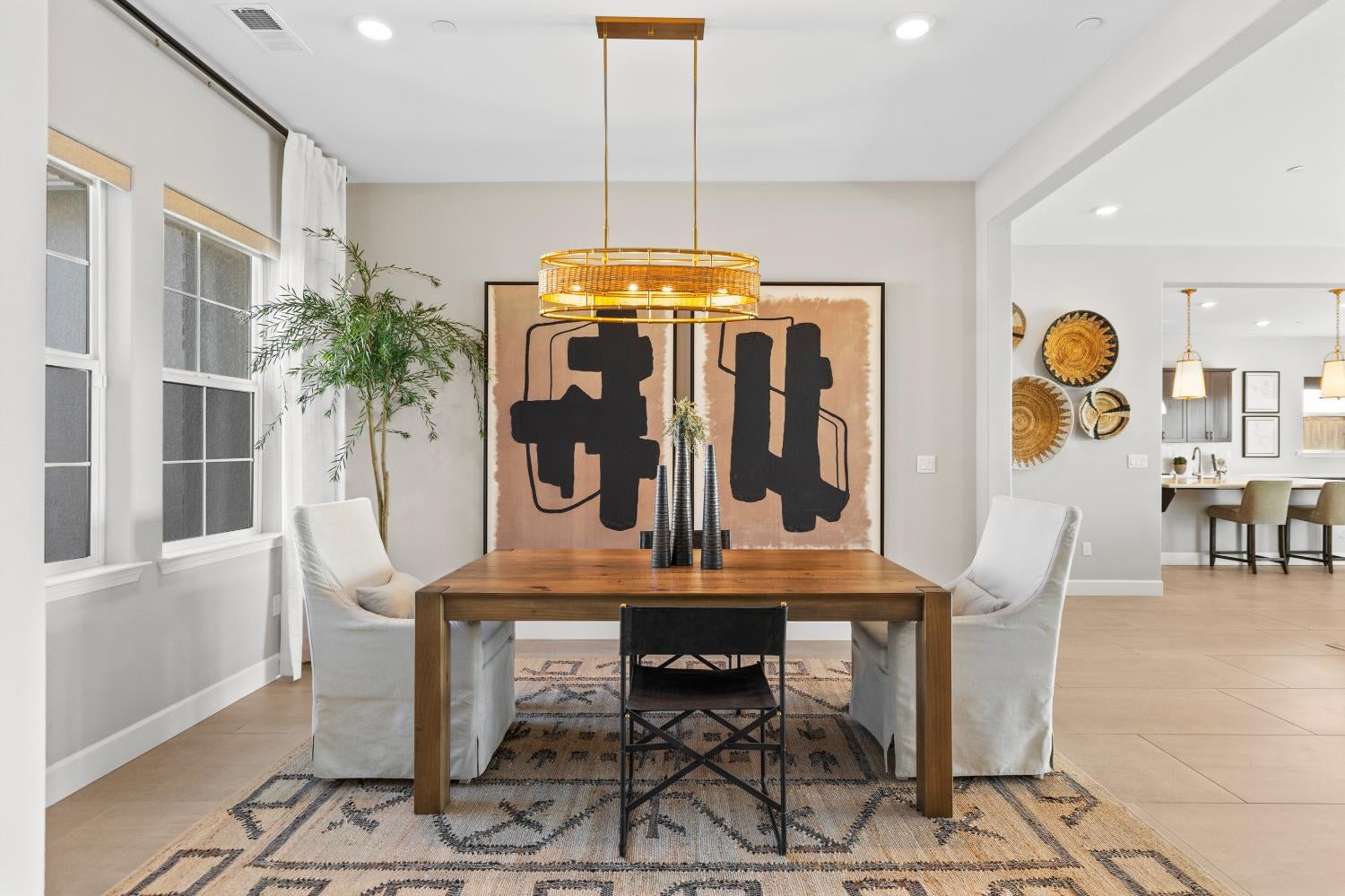 Folsom, California, 95630, United States, 4 Bedrooms Bedrooms, ,5 BathroomsBathrooms,Residential,Active,2008753