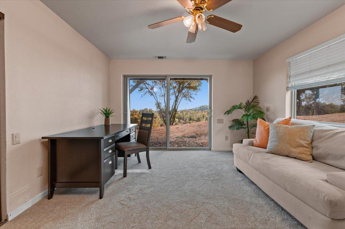 Penn Valley, California, 95946, United States, 4 Bedrooms Bedrooms, ,5 BathroomsBathrooms,Residential,Active,1941359