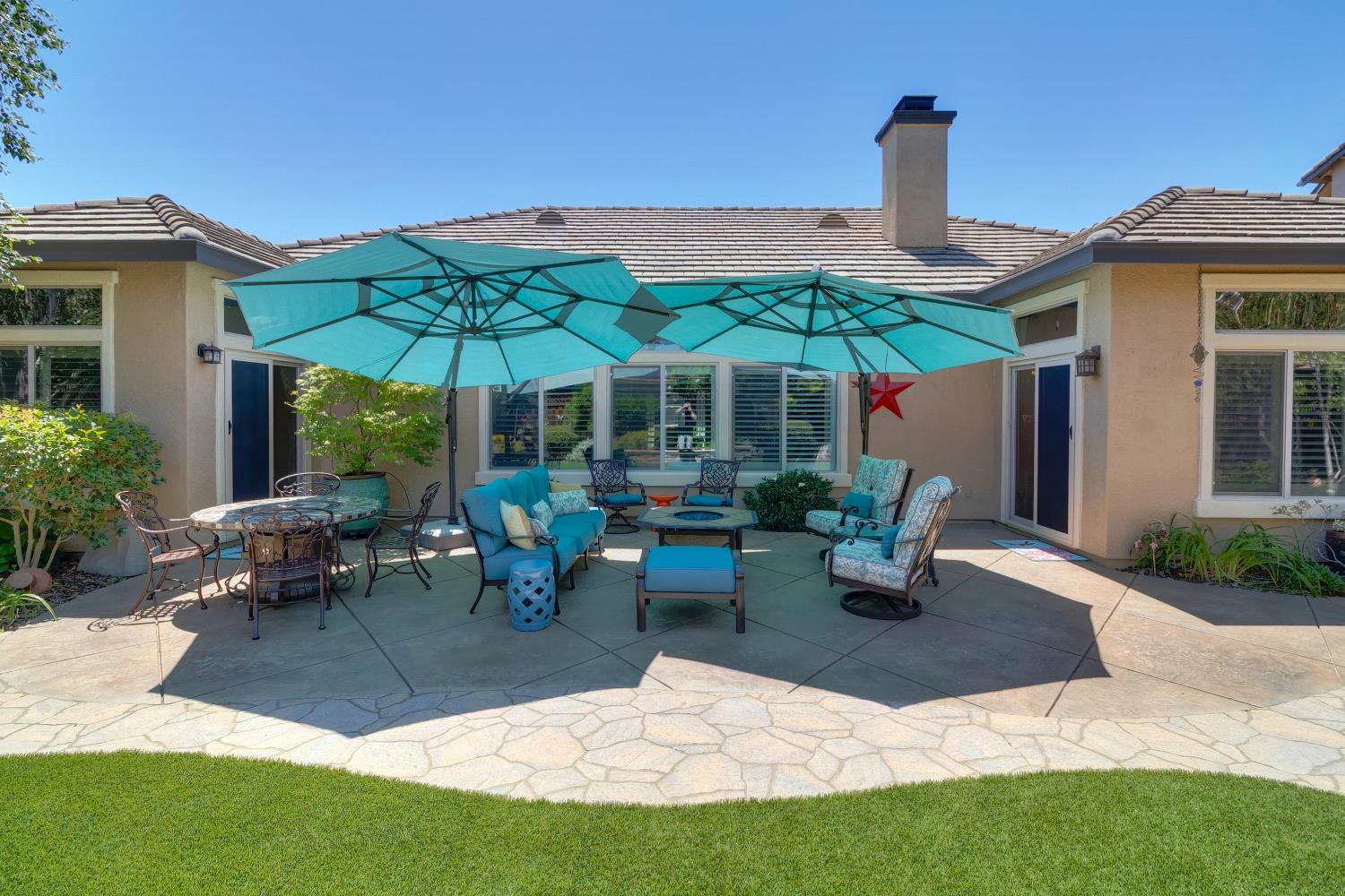 West Sacramento, California, 95605, United States, 4 Bedrooms Bedrooms, ,3 BathroomsBathrooms,Residential,Active,1929784