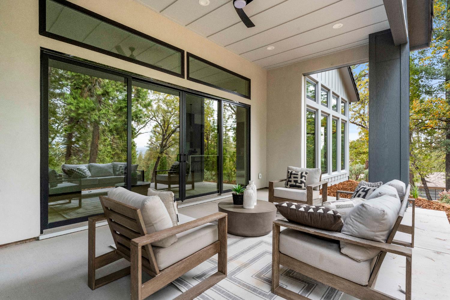 Meadow Vista, California, 95722, United States, 4 Bedrooms Bedrooms, ,4 BathroomsBathrooms,Residential,Active,1968421