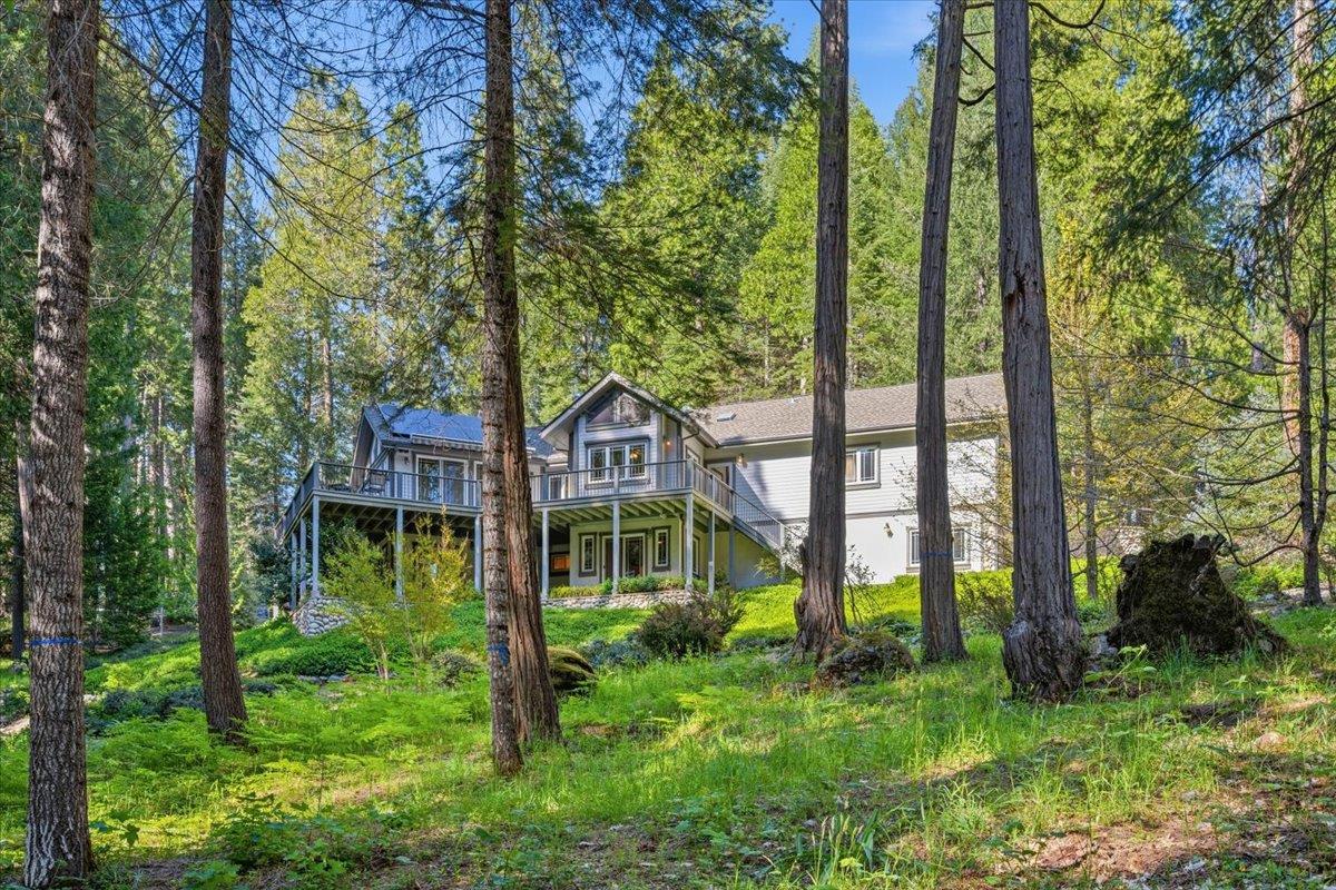 Nevada City, California, 95959, United States, 3 Bedrooms Bedrooms, ,3 BathroomsBathrooms,Residential,Active,2043425
