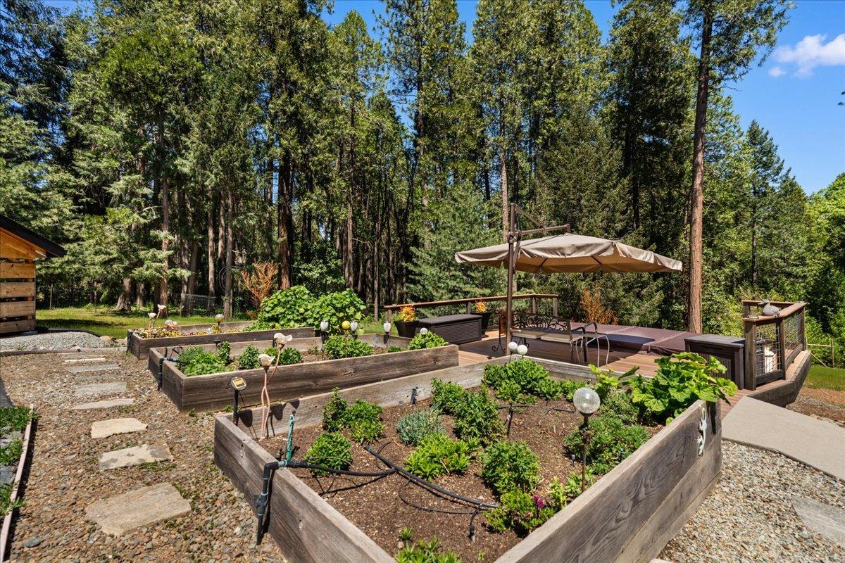 Grass Valley, California, 95945, United States, 4 Bedrooms Bedrooms, ,4 BathroomsBathrooms,Residential,Active,1798051