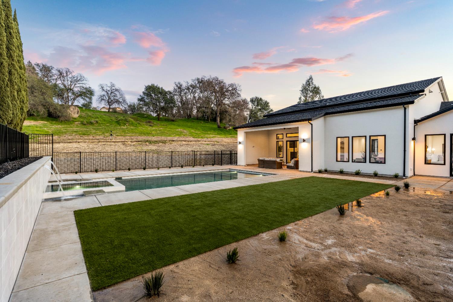 Newcastle, California, 95658, United States, 5 Bedrooms Bedrooms, ,4 BathroomsBathrooms,Residential,Active,2013165