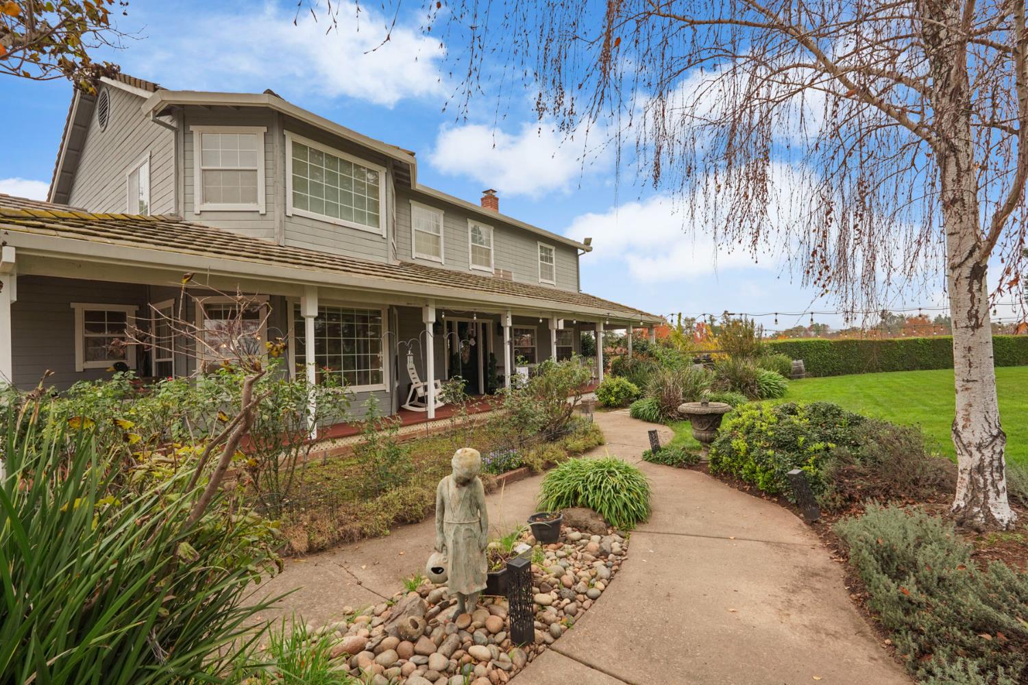 Lodi, California, 95240, United States, 3 Bedrooms Bedrooms, ,3 BathroomsBathrooms,Residential,Active,2001349