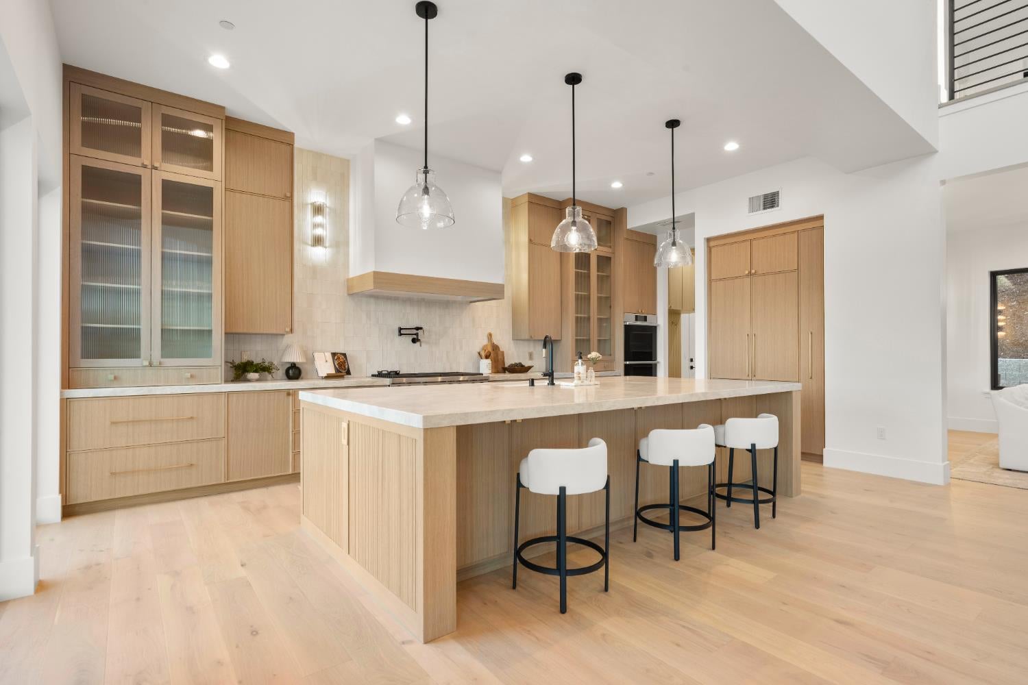 Loomis, California, 95650, United States, 5 Bedrooms Bedrooms, ,4 BathroomsBathrooms,Residential,Active,1959535